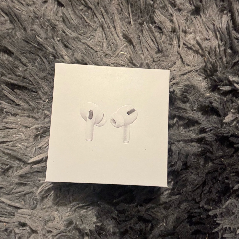 Apple White Wireless Earbuds